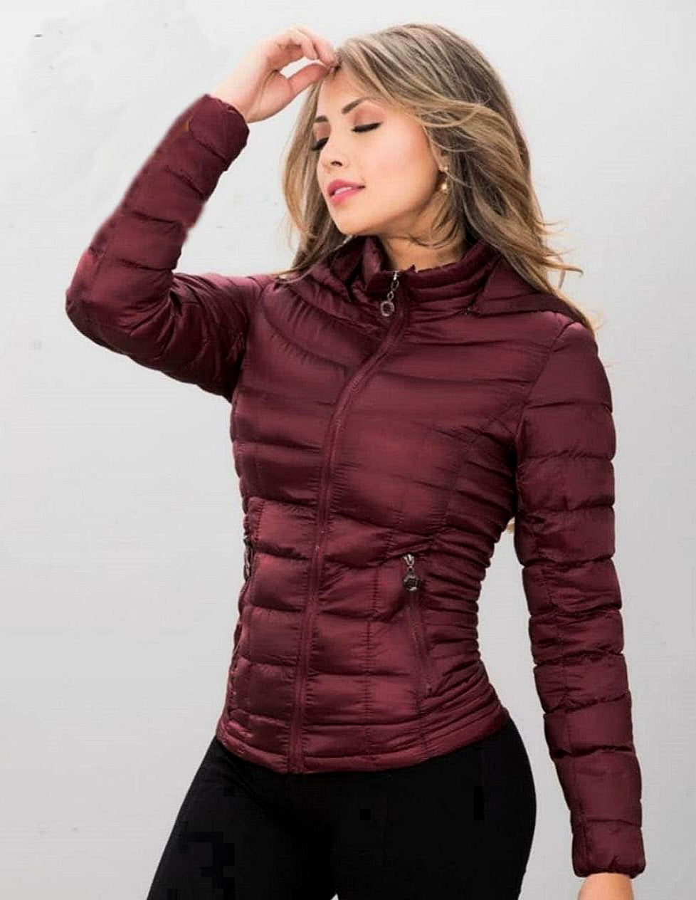 Chaqueta Térmica Soft Feminina con Capucha